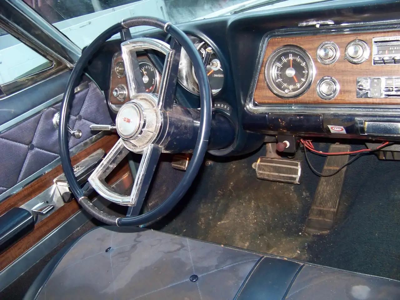 Oldsmobile Ninety Eight Holyday, foto 6