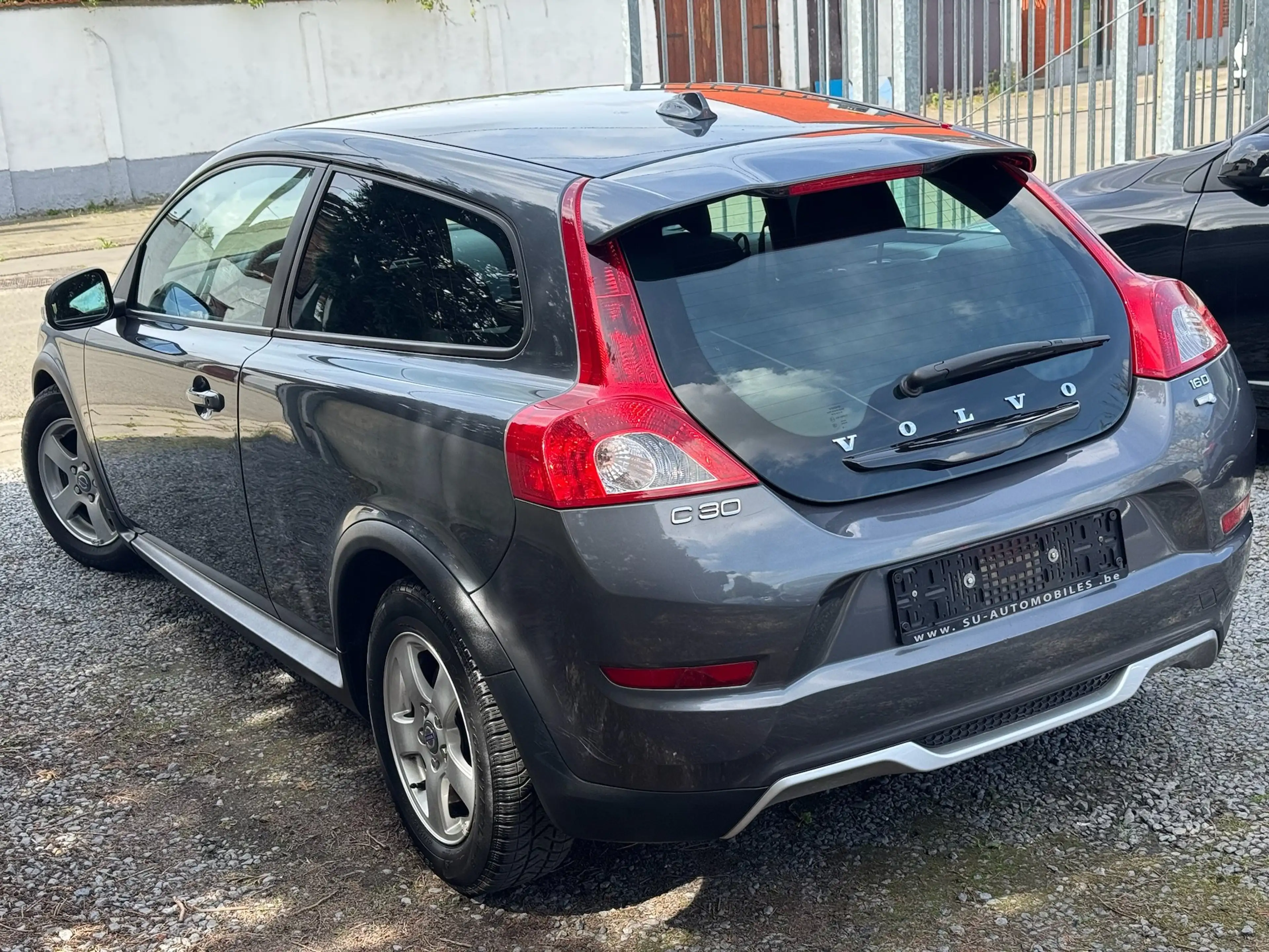 Volvo C30 1.6 D Drive Summum Clim/ Jantes/ Garantie 12 Mois — photo 4