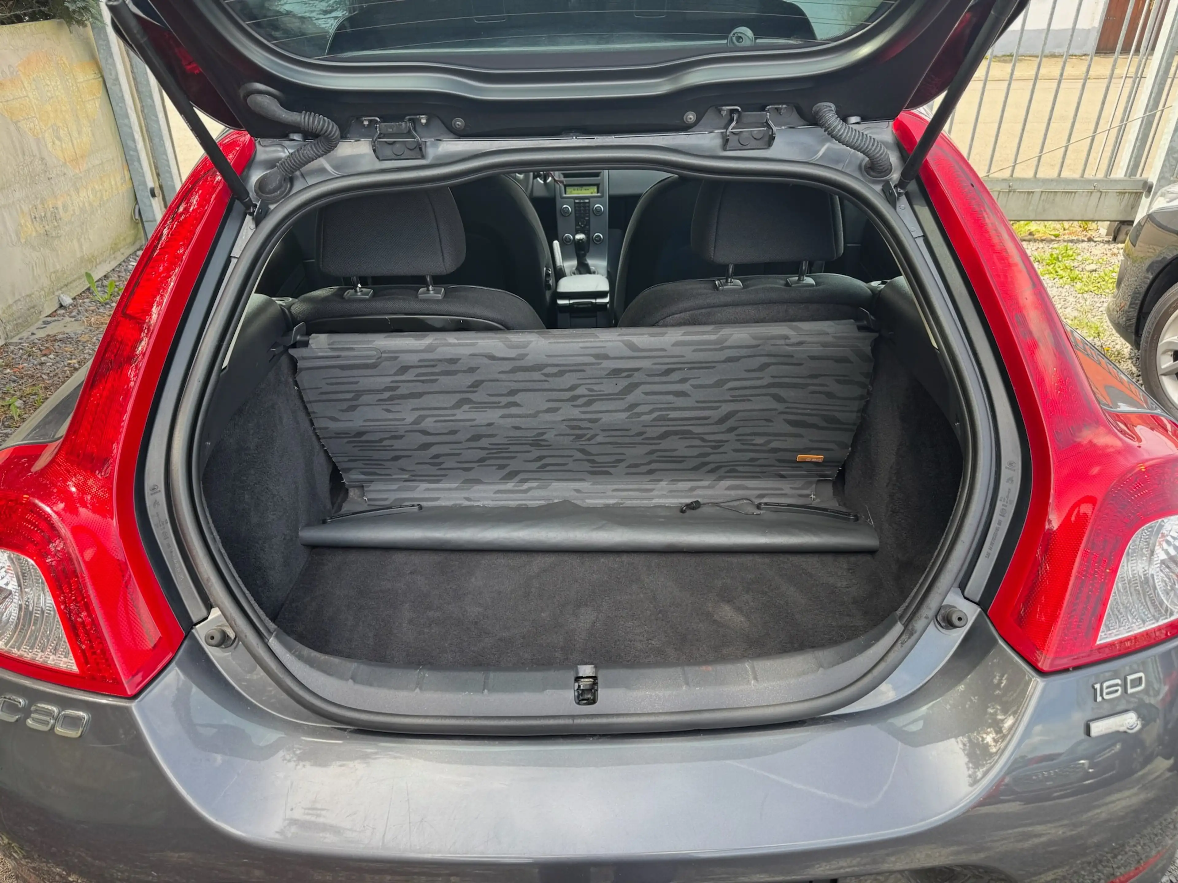Volvo C30 1.6 D Drive Summum Clim/ Jantes/ Garantie 12 Mois — photo 7