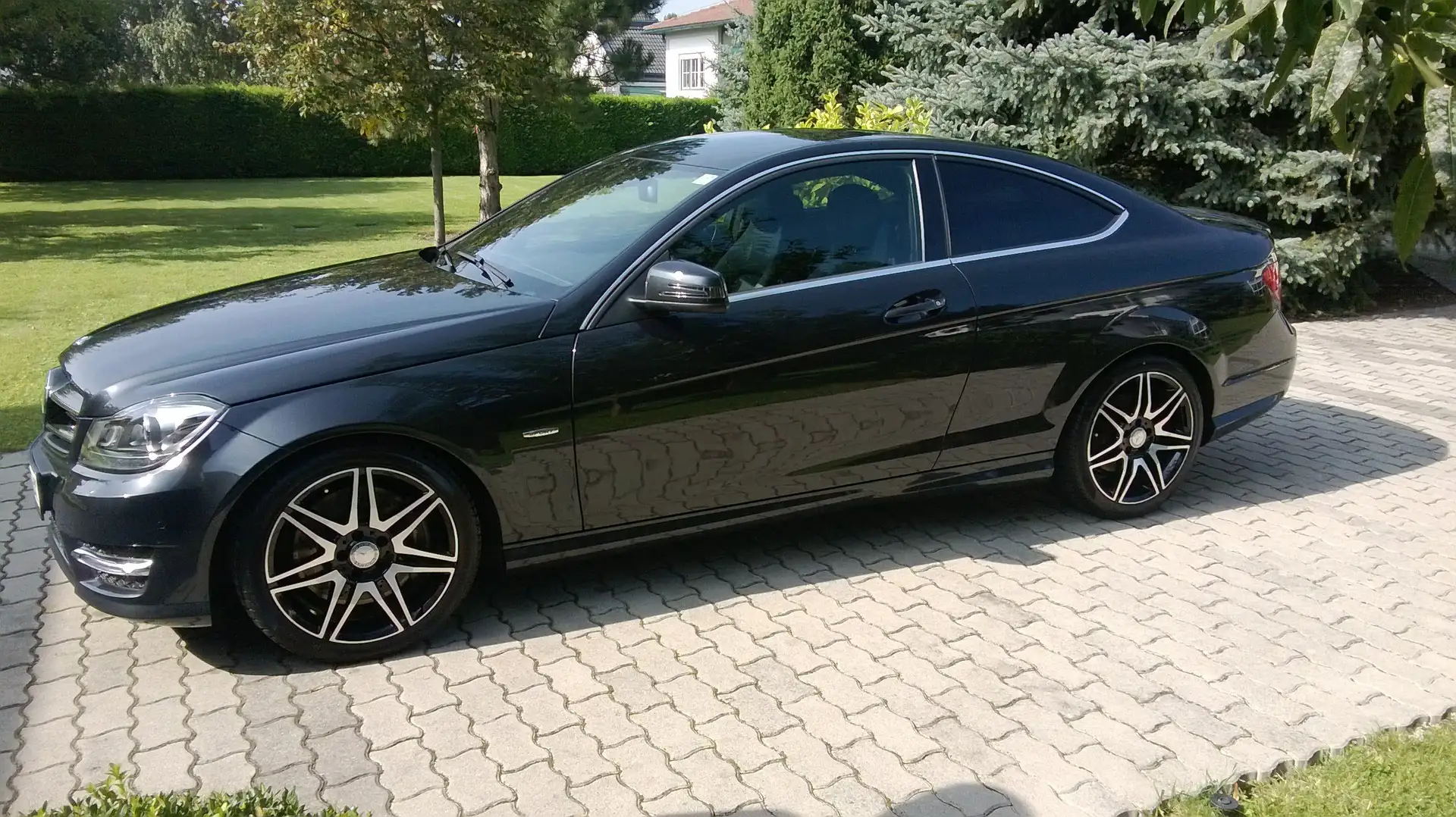 Mercedes-Benz C 250 C 250 CDI Sport BlueEfficiency Coupe Aut. Sport Schwarz - 1