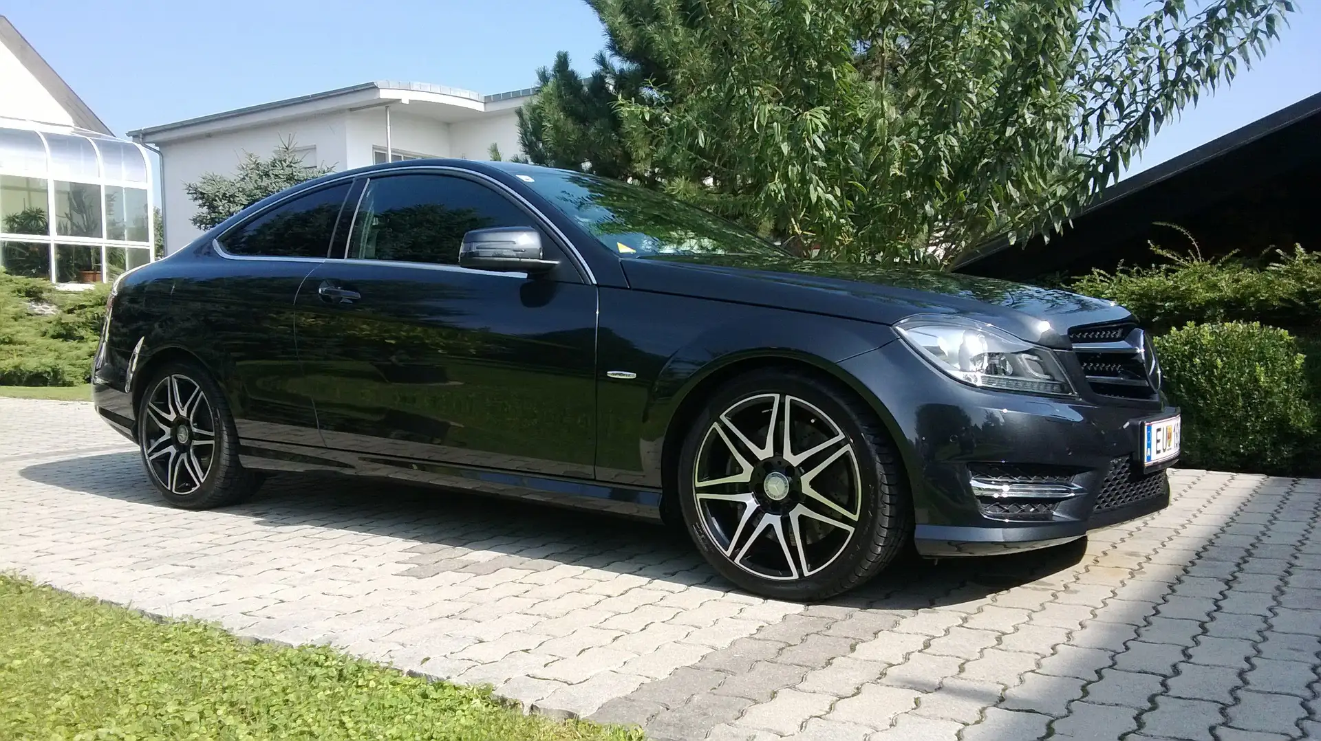 Mercedes-Benz C 250 C 250 CDI Sport BlueEfficiency Coupe Aut. Sport Schwarz - 2