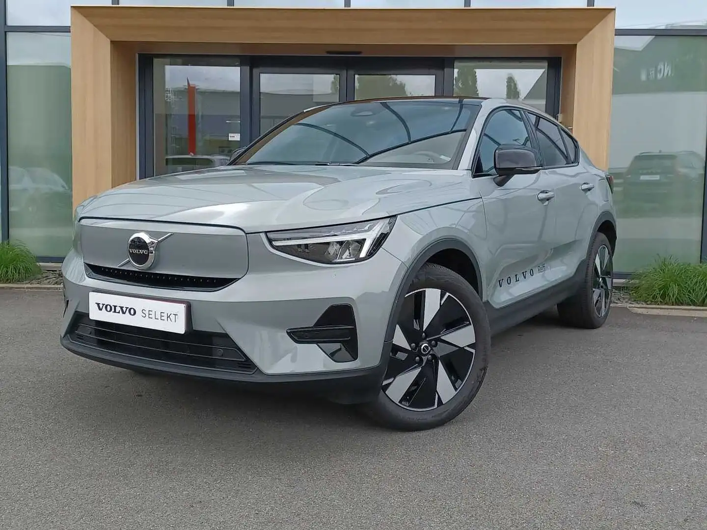 Volvo C40 Recharge Core, Single Motor Extended Range, Elektr Gris - 1