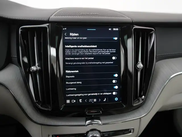 Volvo XC60 view 23