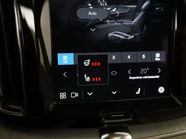 Volvo XC60 view 18