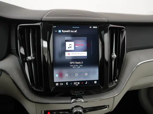 Volvo XC60 view 15