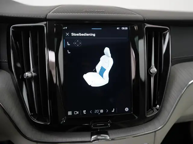 Volvo XC60 view 21