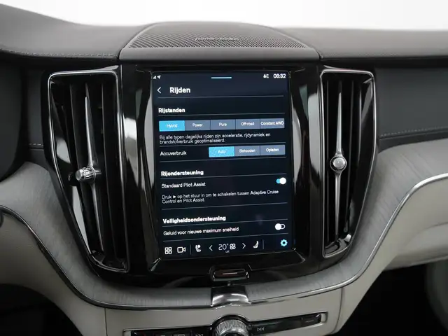 Volvo XC60 view 22