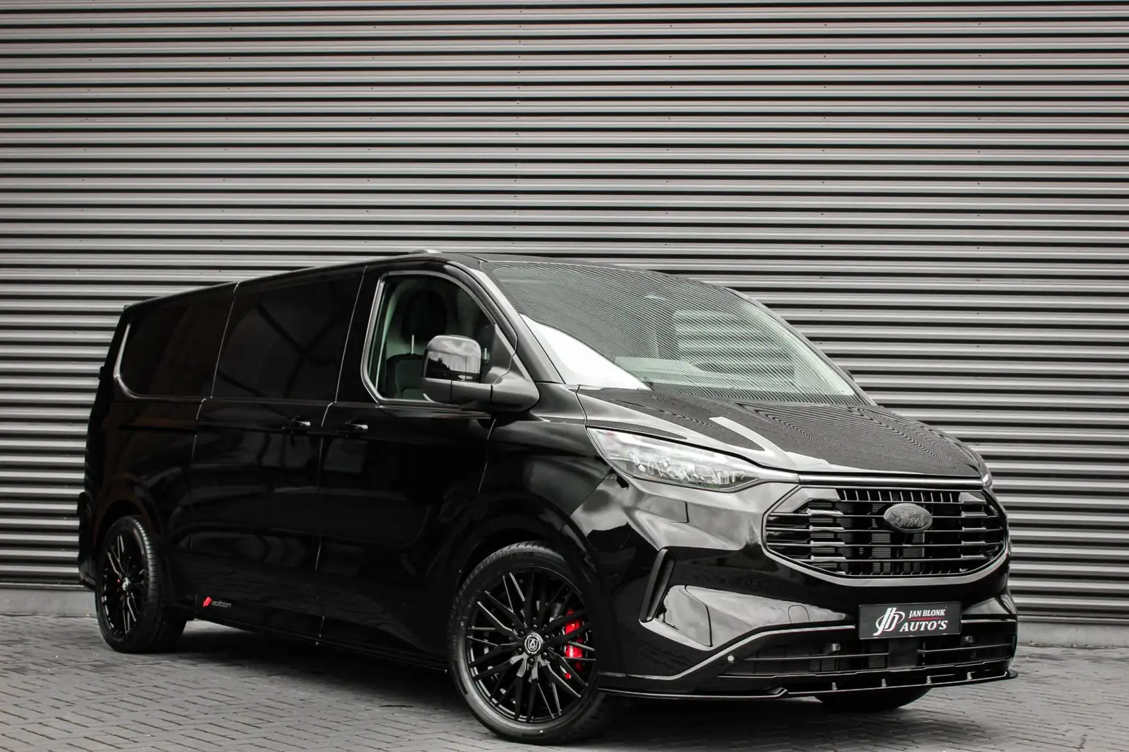 Ford Transit Custom 320 2.0 TDCI L2H1 Limited 170PK JB- EDITION / DRIV Negru - 2