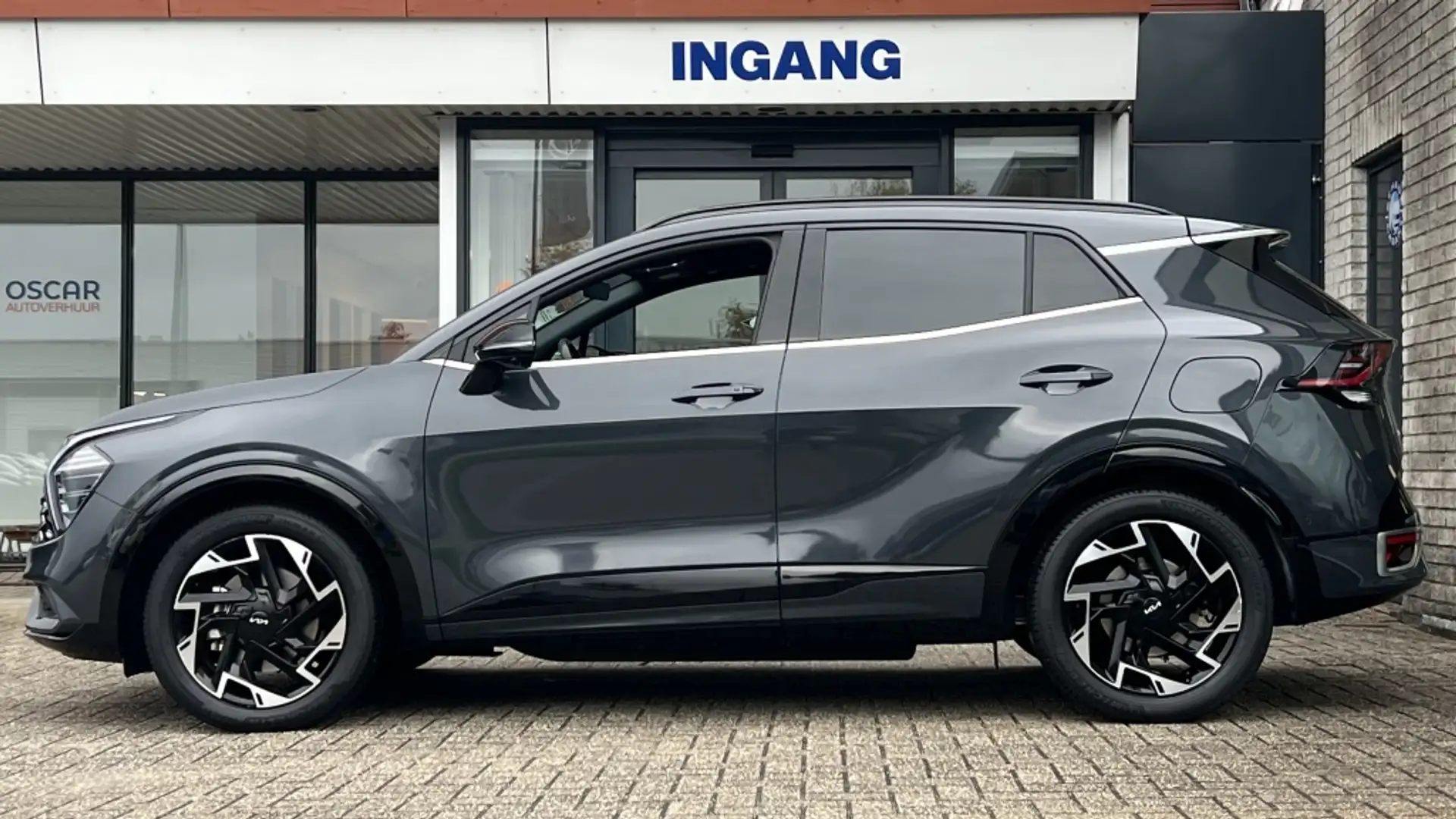 Kia Sportage 1.6 T-GDi Plug-in Hybrid GT-Line | Panorama Dak Gris - 2