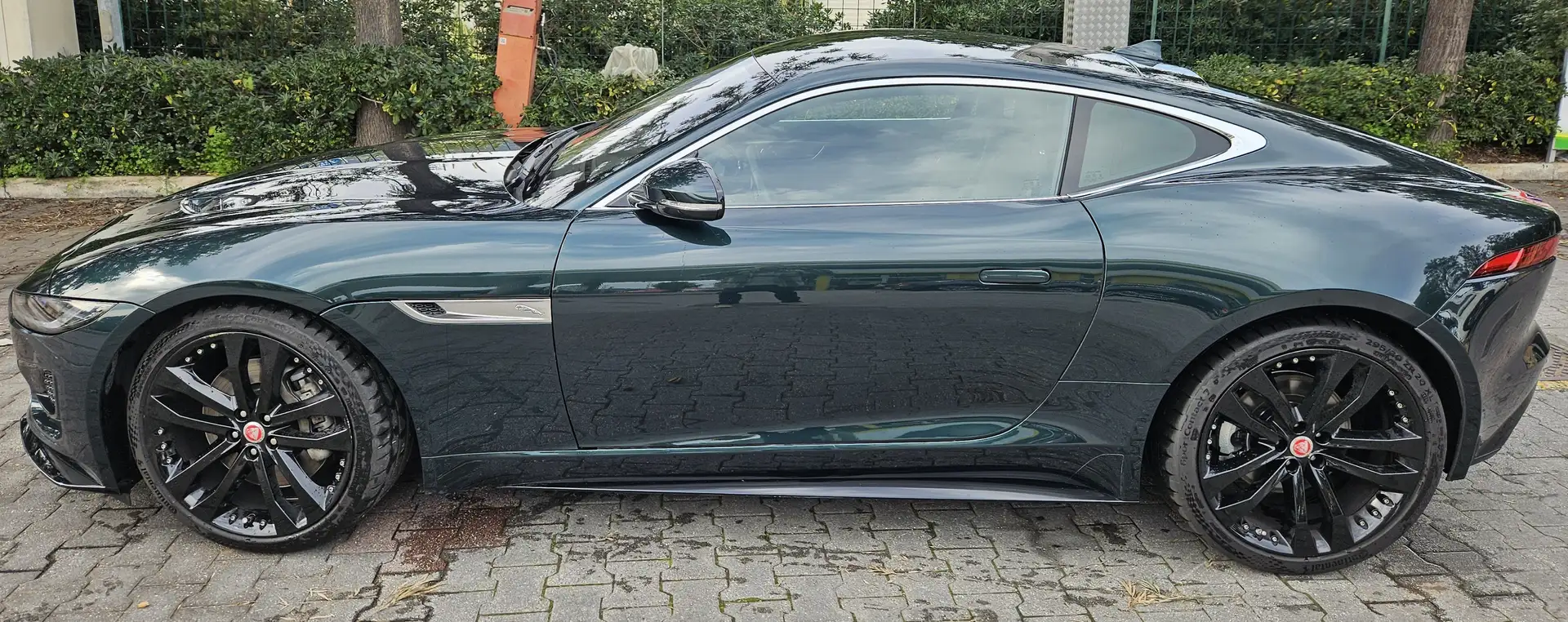 Jaguar F-Type F-Type+Coupe+2.0+i4+R-Dynamic+rwd+300cv+auto Zöld - 2