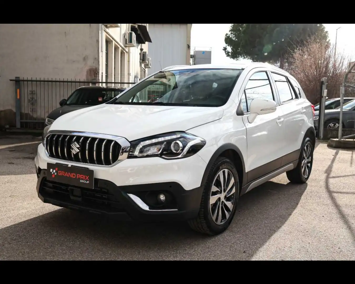 Suzuki S-Cross 1.6 DDiS Start&Stop 4WD All Grip Top Weiß - 1