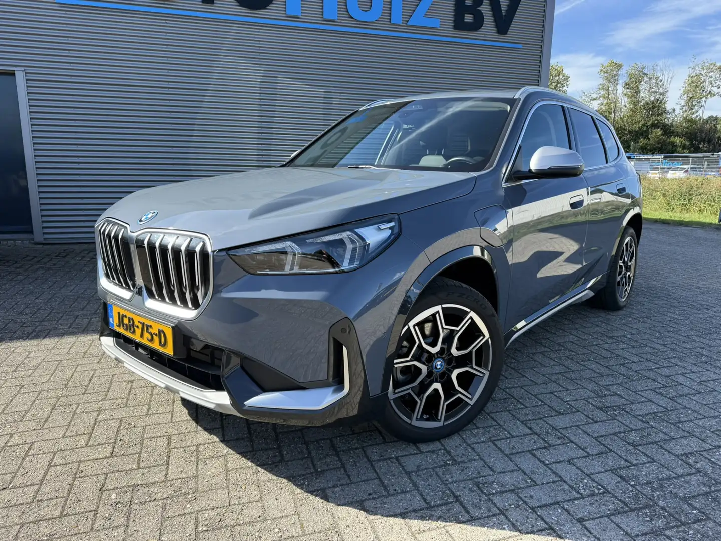 BMW X1 xDrive25e xLine Trekhaak Harman-Kardon Lederen int Gris - 2