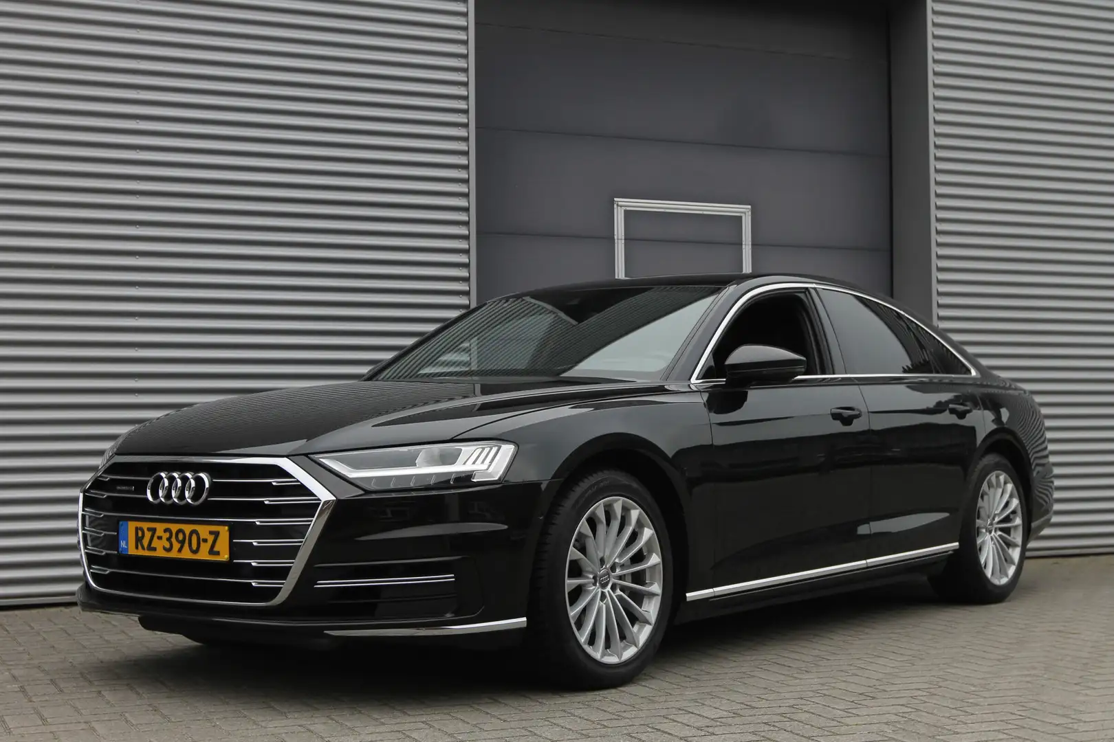 Audi A8 50 TDI quattro Pro Line+ AUT. I CARPLAY I NAVI I H Zwart - 1