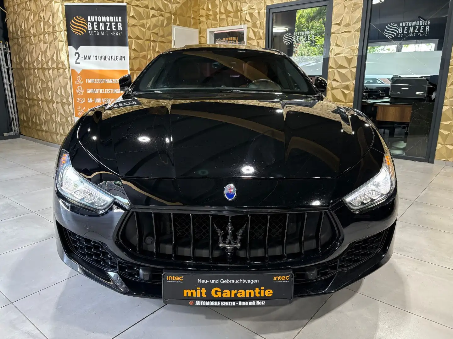 Maserati Ghibli Basis/APPLE/PANO/KAMERA/NAVI/MEMORY/SOUND Schwarz - 2