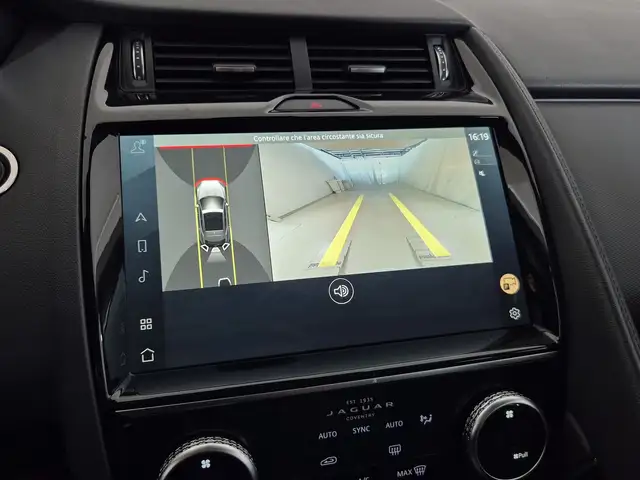 Jaguar E-Pace view 14