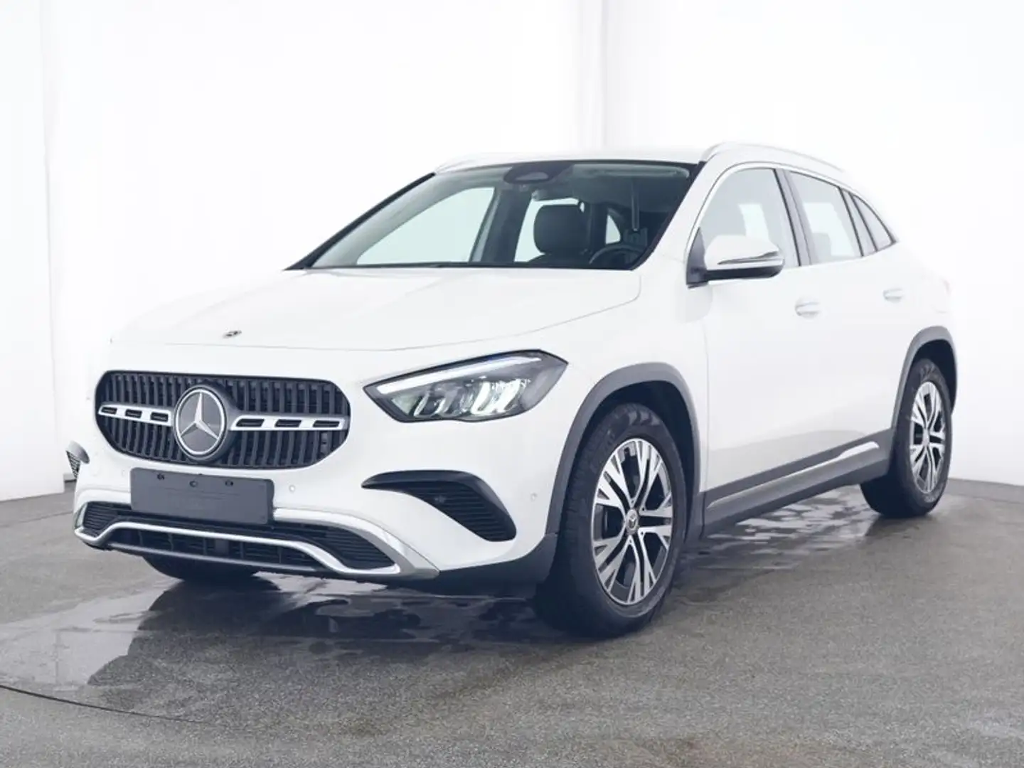 Mercedes-Benz GLA 180 Progressive/Advanced/LED/Lenkradheizung/ Bílá - 1