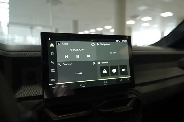 Dacia Bigster view 10