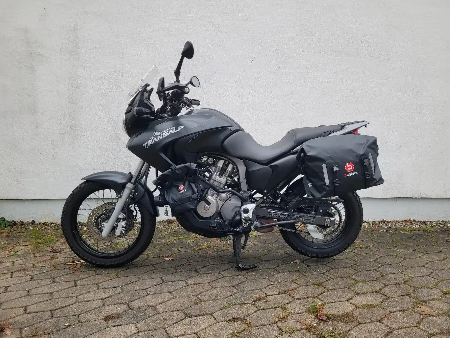 Honda Transalp XL 700 VA Černá - 1