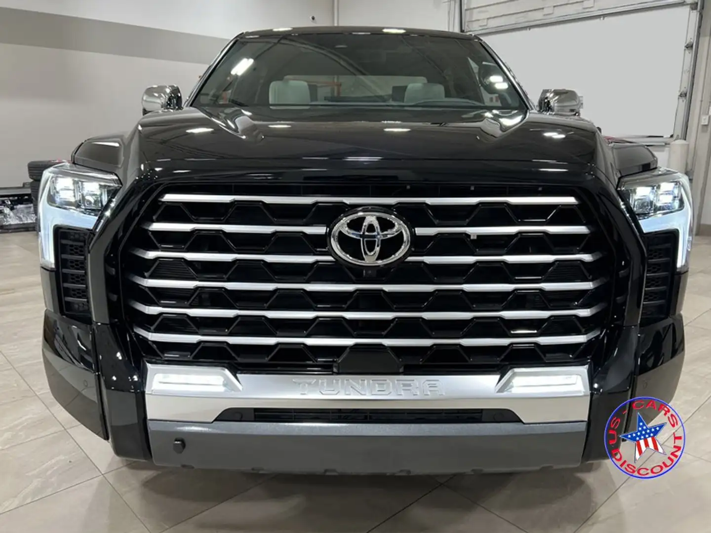 Toyota Tundra 2025 Capstone 3.5L V6 Hybrid CrewMax Gris - 2
