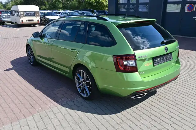 Skoda Octavia view 9