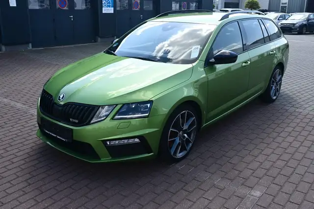 Skoda Octavia view 2