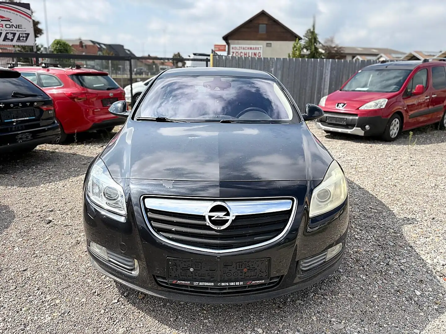 Opel Insignia 2,0 CDTI DPF Cosmo Ecotec Allrad **NAVI ** Schwarz - 2