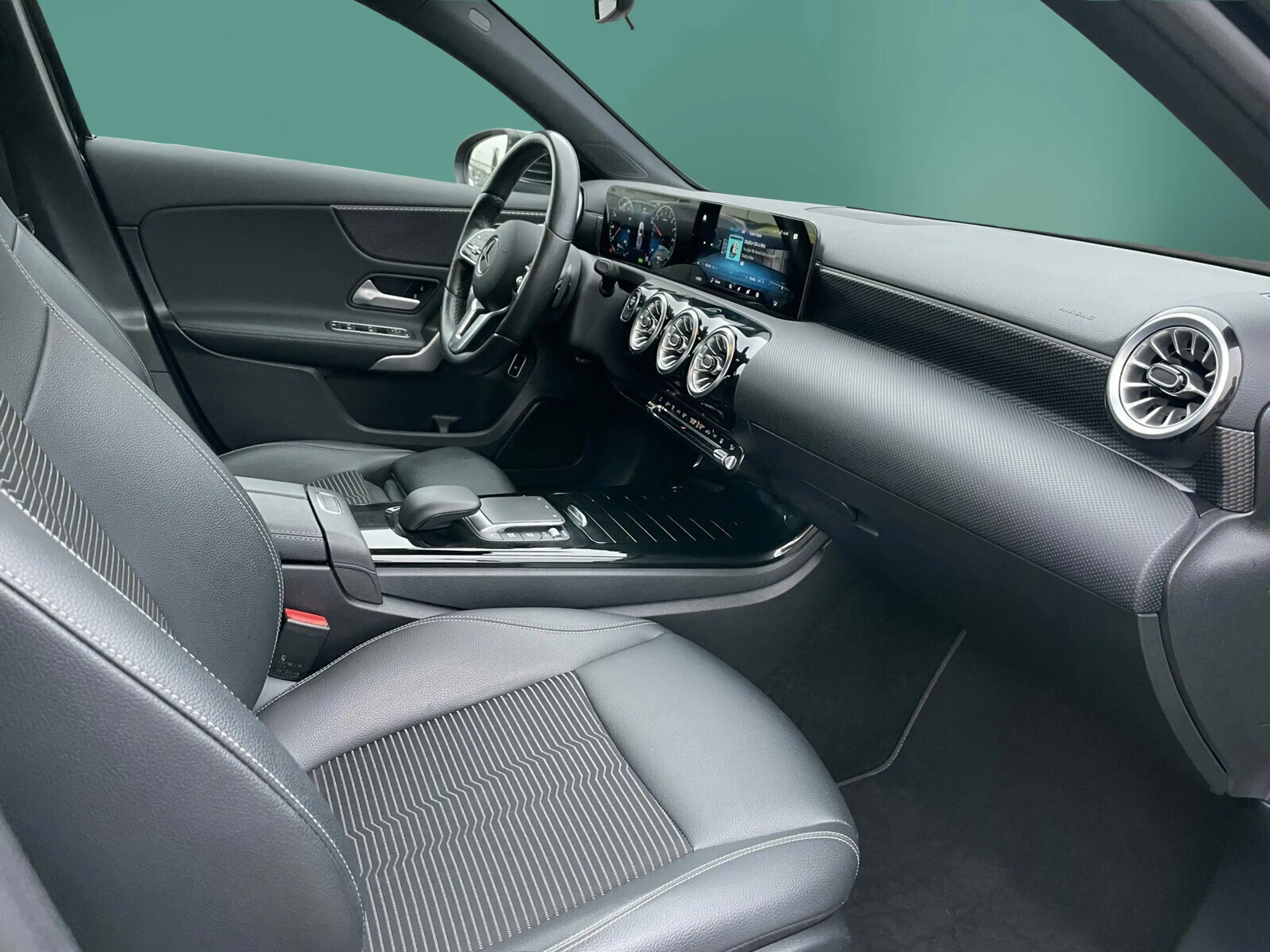 Mercedes-Benz A 250 A 250 e PROGRESSIVE+SOUND+SITZHZ+SPUR/BREMS+LED — photo 12