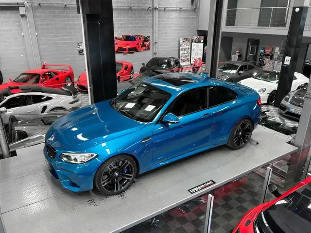 BMW M2 M2 3.0 370ch – TOIT OUVRANT – HARMAN KARDON – SIEGES ELECTRIQUES