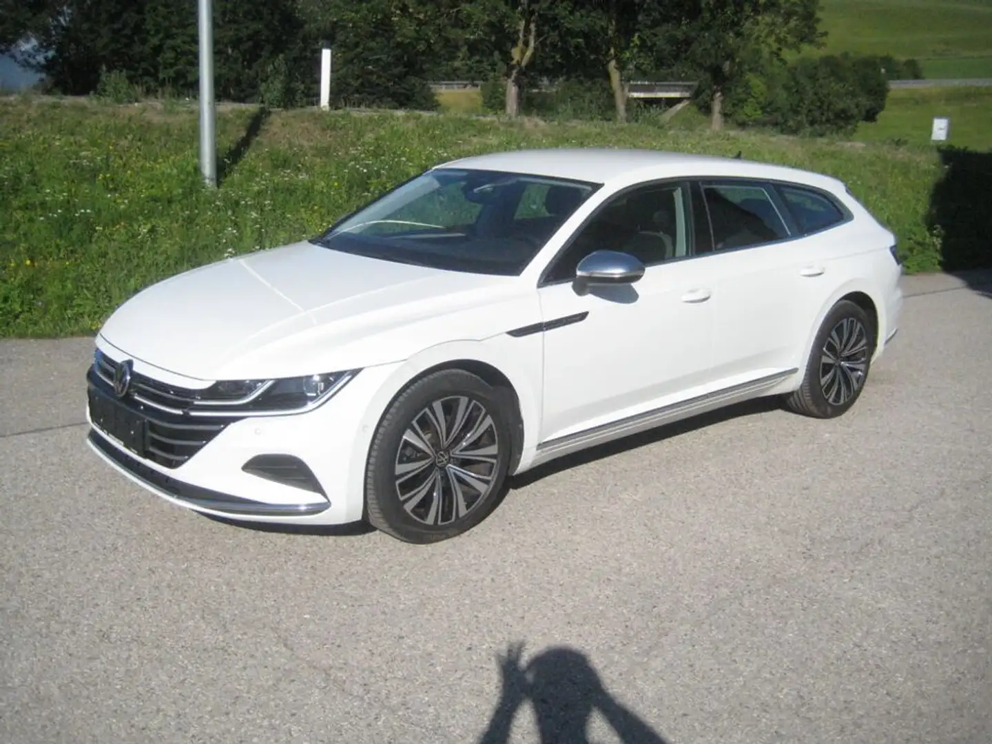 Volkswagen Arteon Shooting Brake Elegance 4Motion 2,0 TDI Weiß - 2