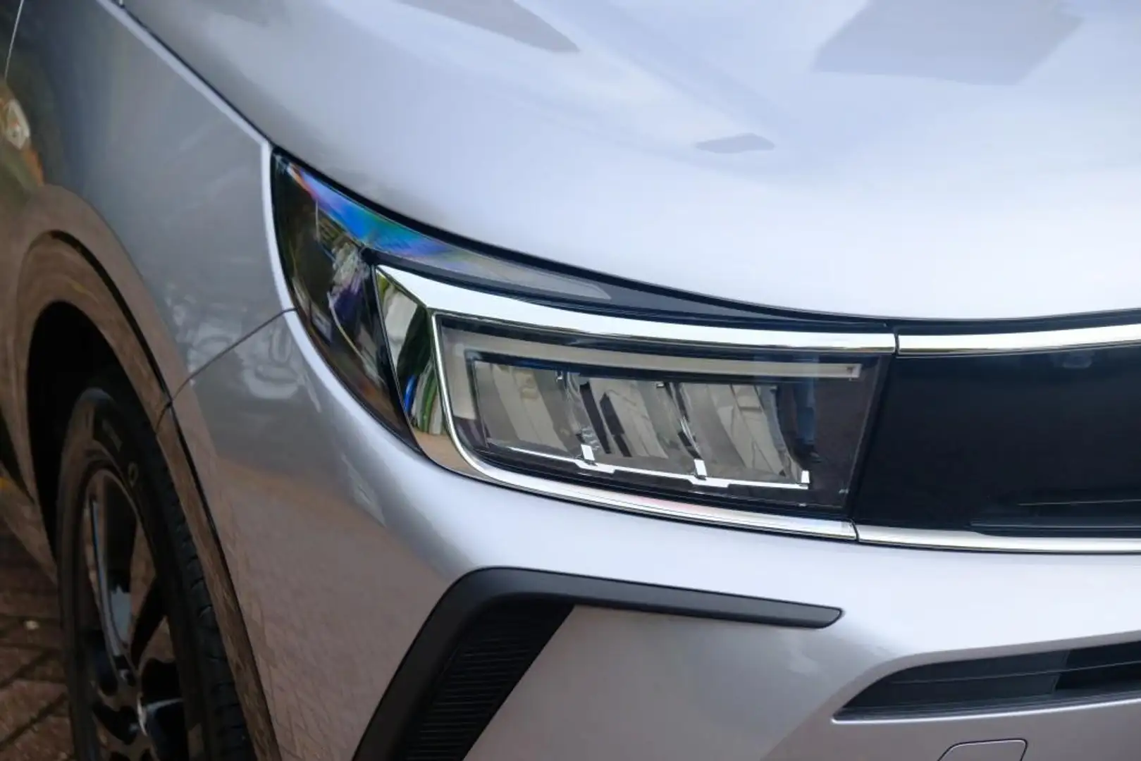 Opel Grandland 1.2 Turbo 130pk GS | Navi | App Connect | Climate Gris - 2