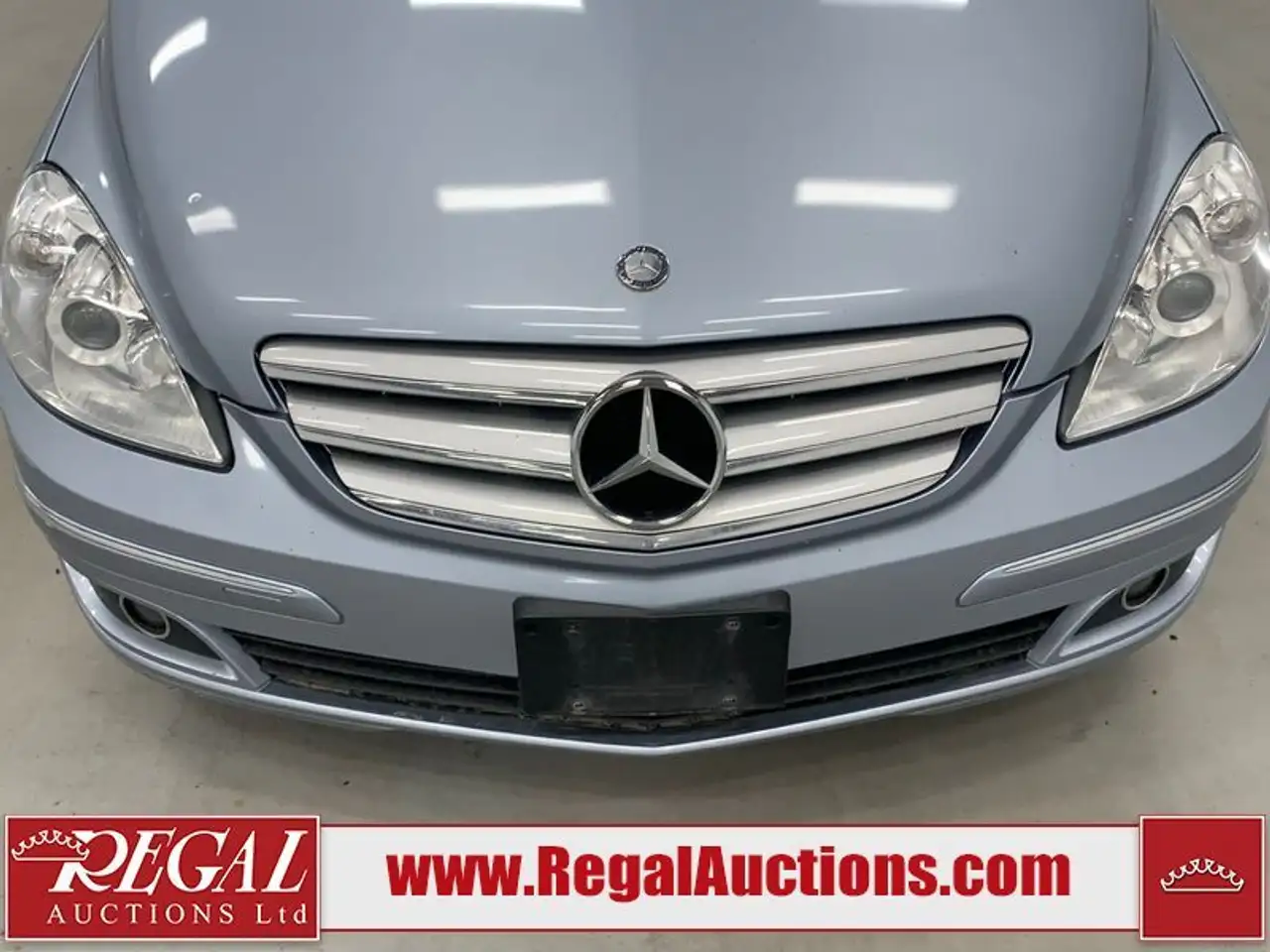 Mercedes-Benz B-Class снимка Mercedes-Benz B-Class