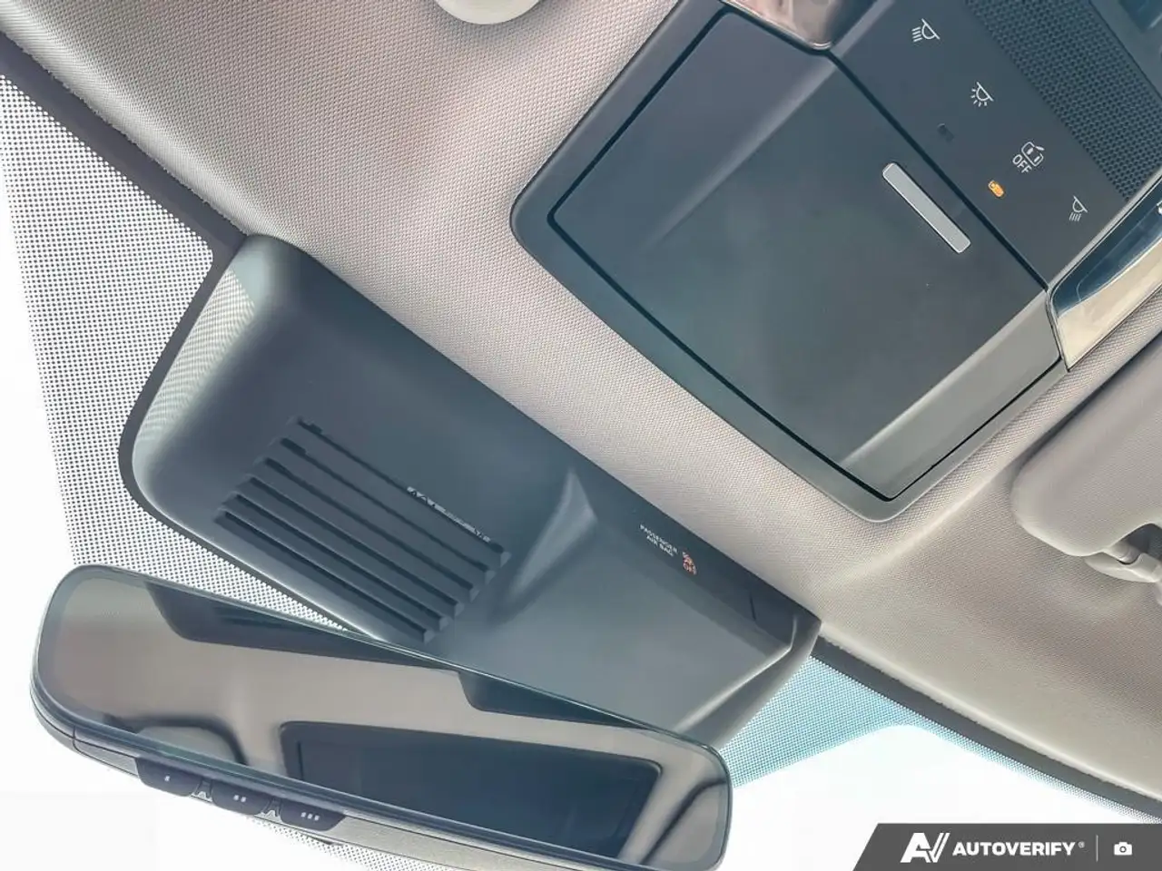 Mitsubishi Outlander снимка Mitsubishi Outlander