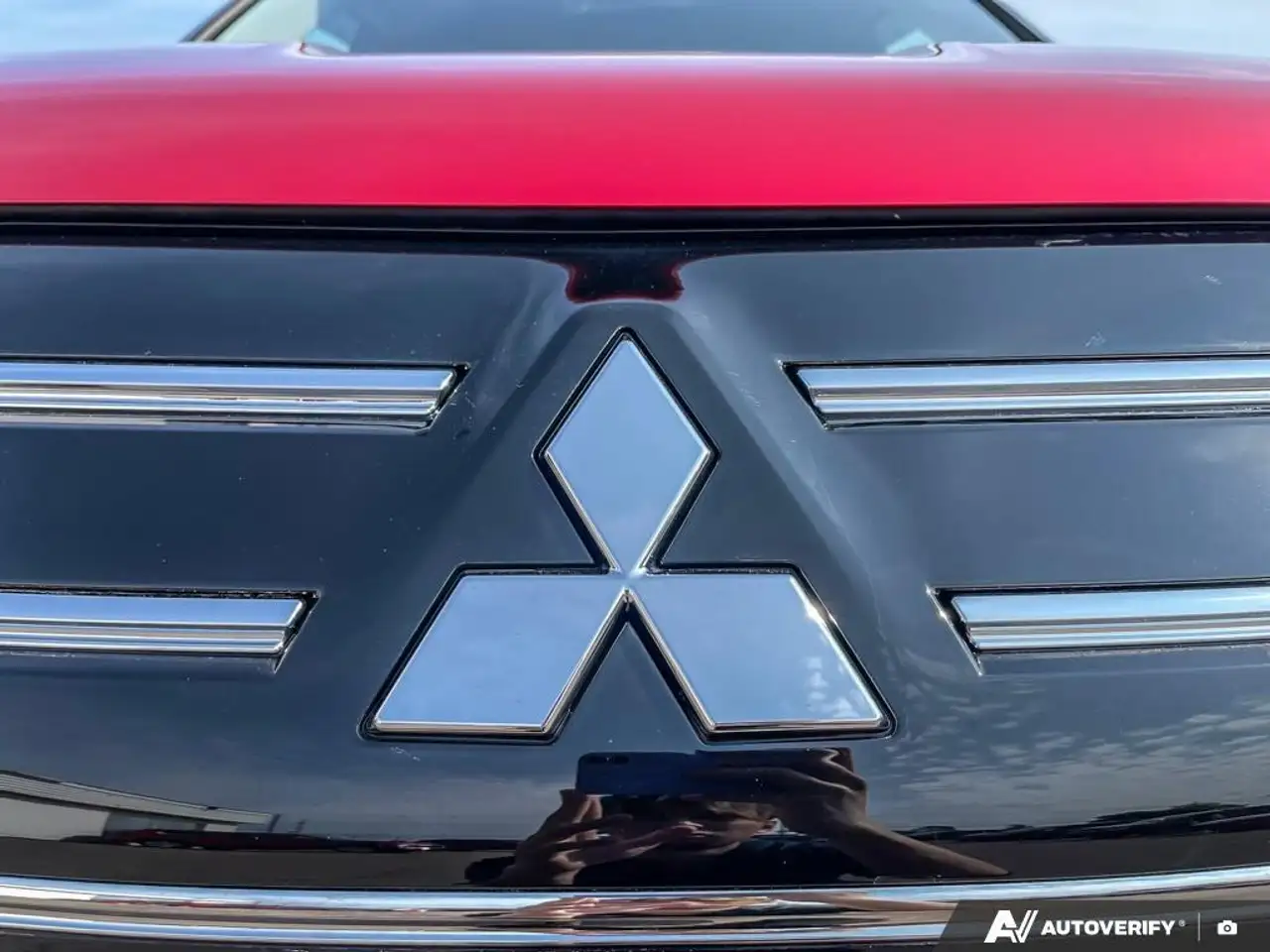 Mitsubishi Outlander снимка Mitsubishi Outlander