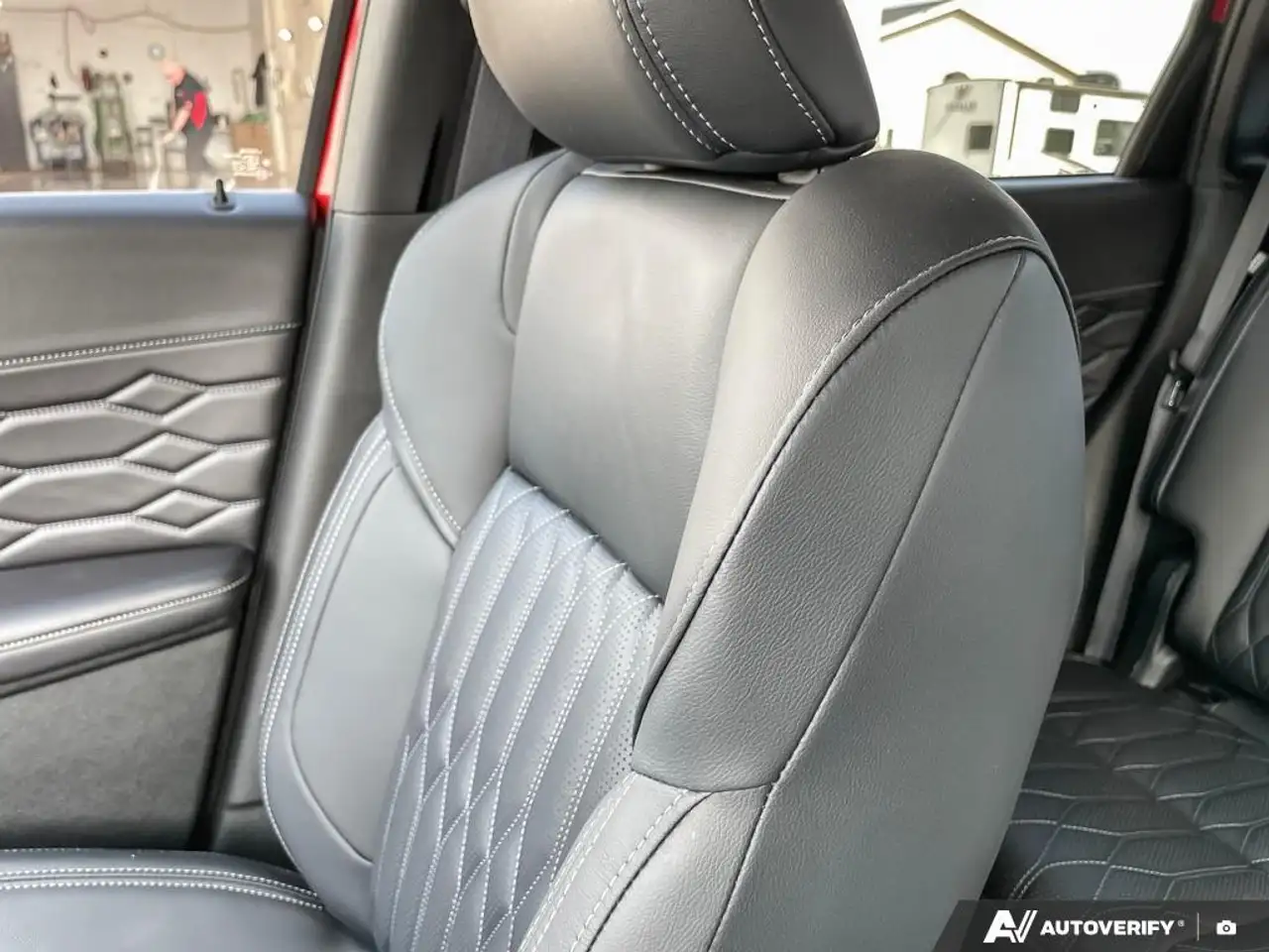 Mitsubishi Outlander снимка Mitsubishi Outlander