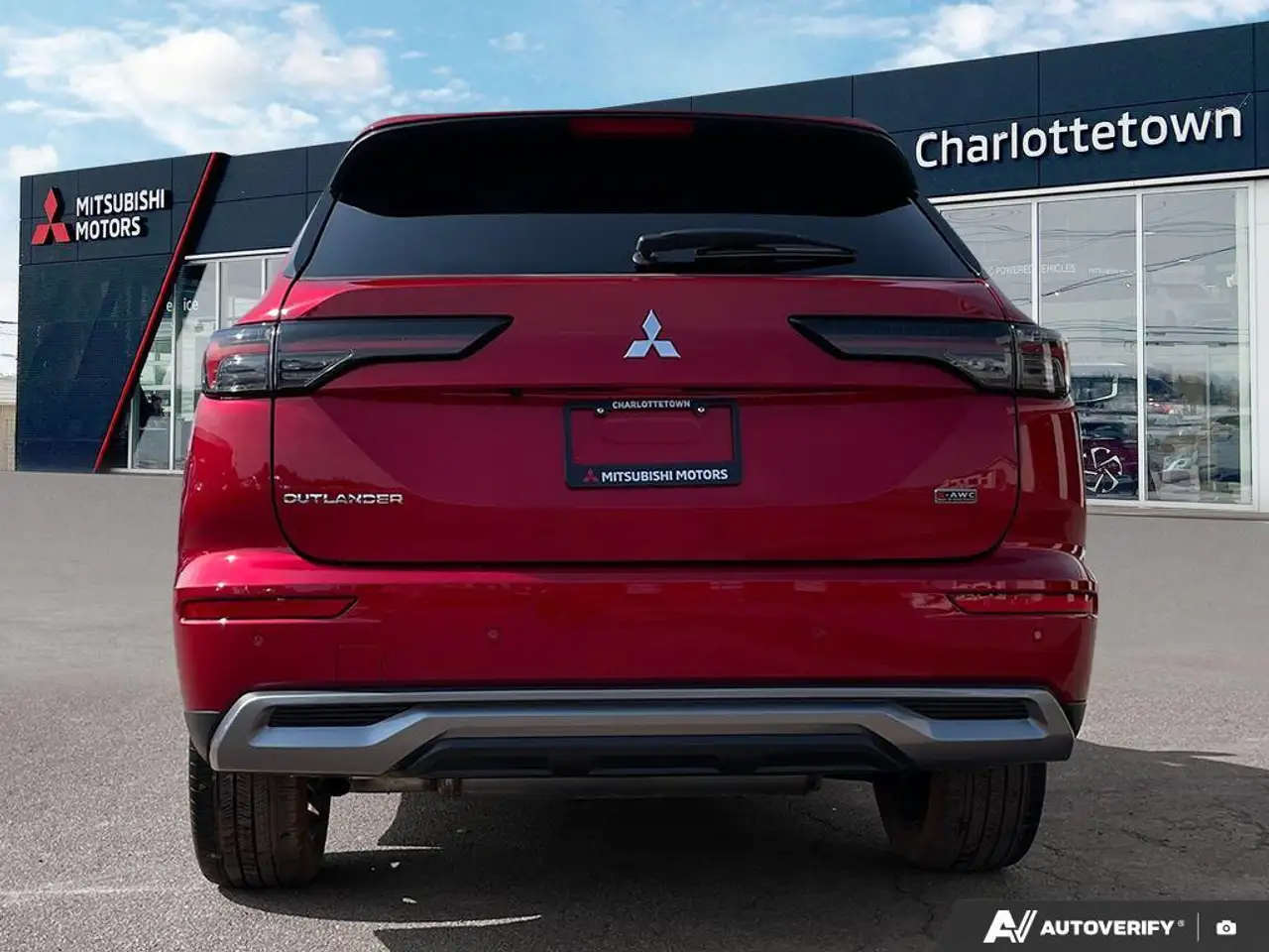 Mitsubishi Outlander снимка Mitsubishi Outlander