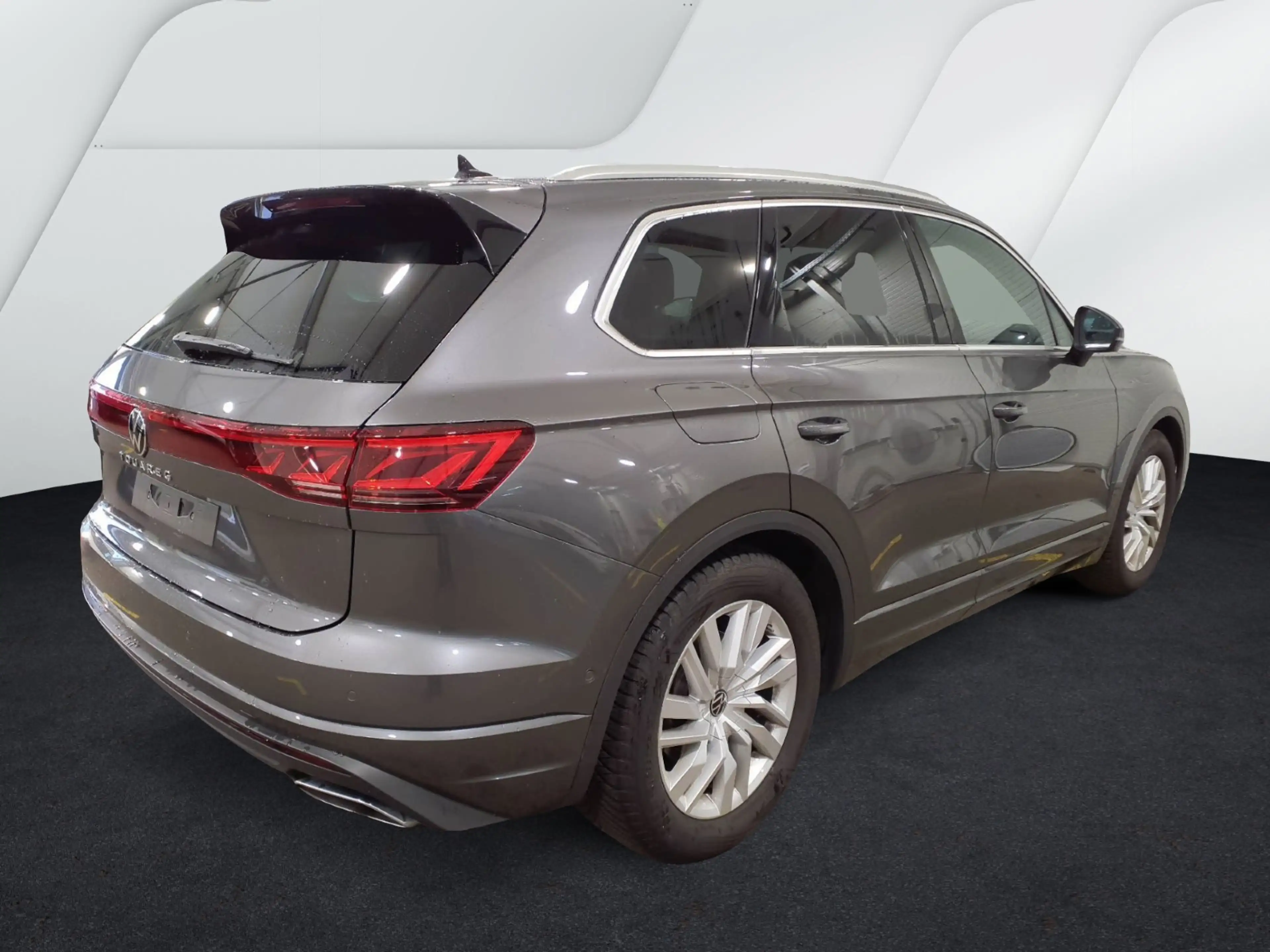Volkswagen Touareg Elegance 3.0TDI +AHK+LUFT+HD-MATRIX+ACC+ — photo 6