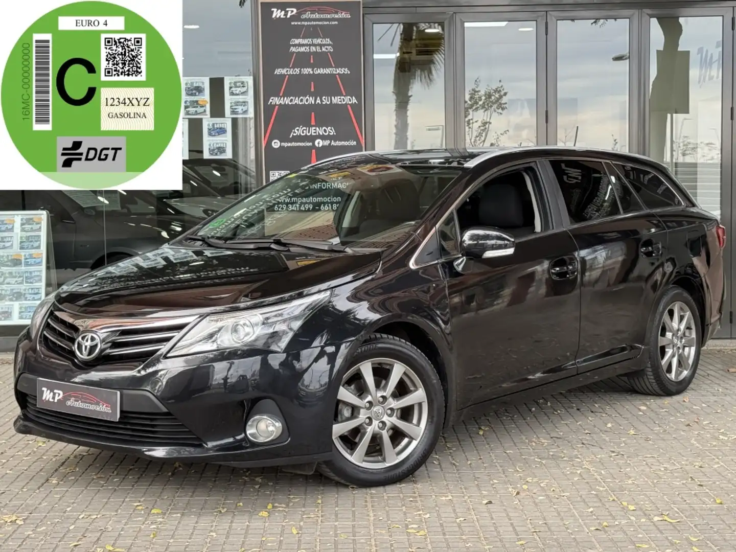 Toyota Avensis CS 140 Advance Noir - 1