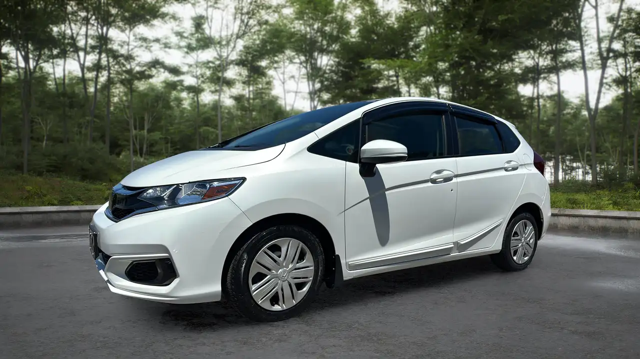 Honda Fit снимка Honda Fit