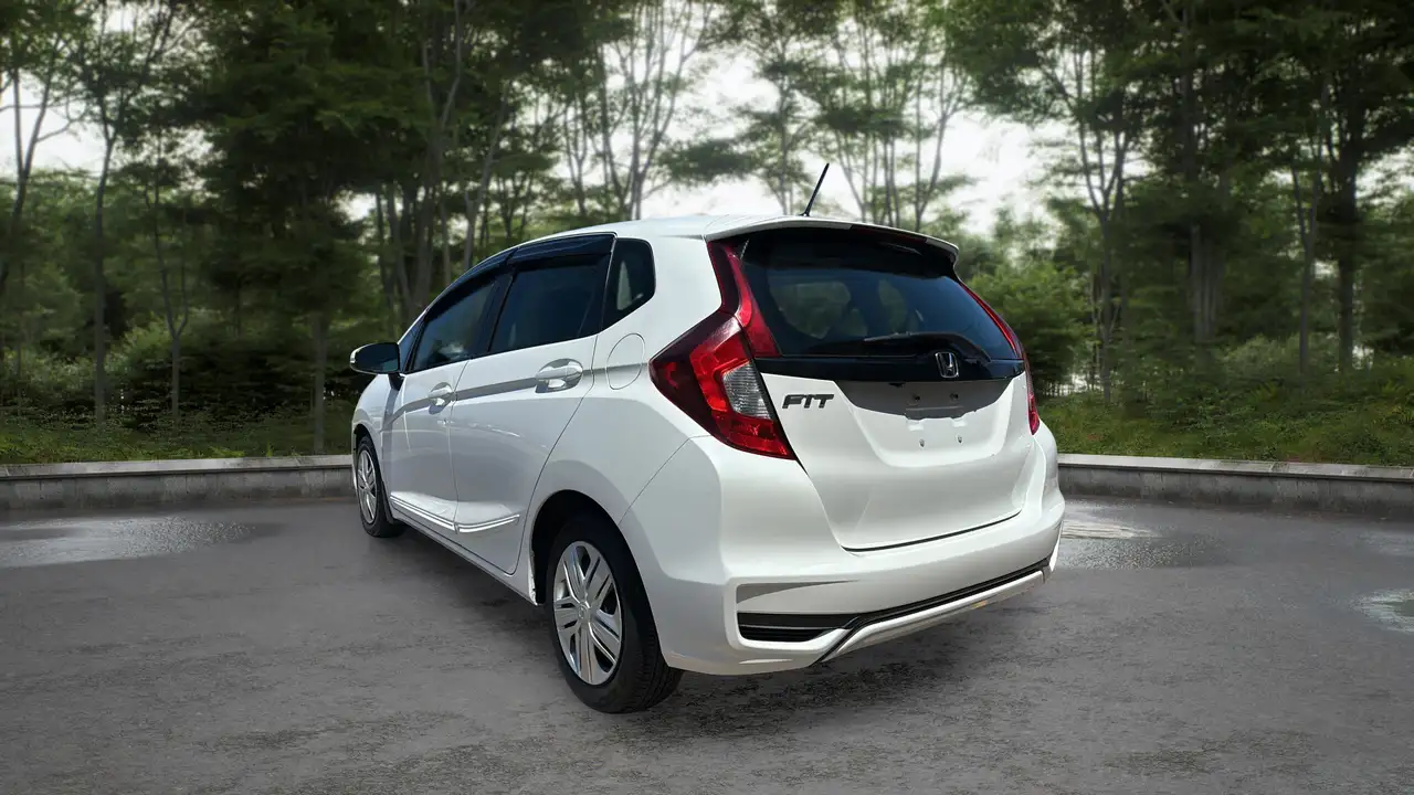 Honda Fit снимка Honda Fit