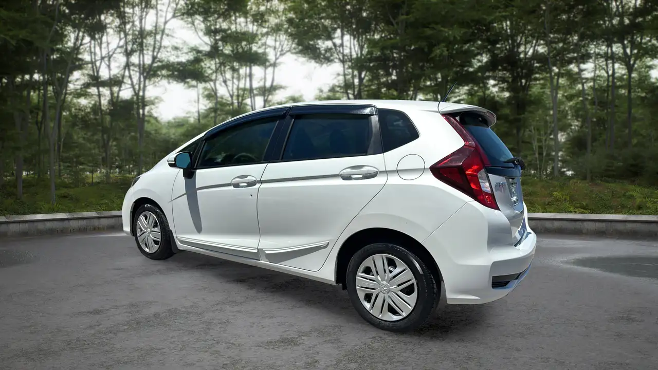 Honda Fit снимка Honda Fit