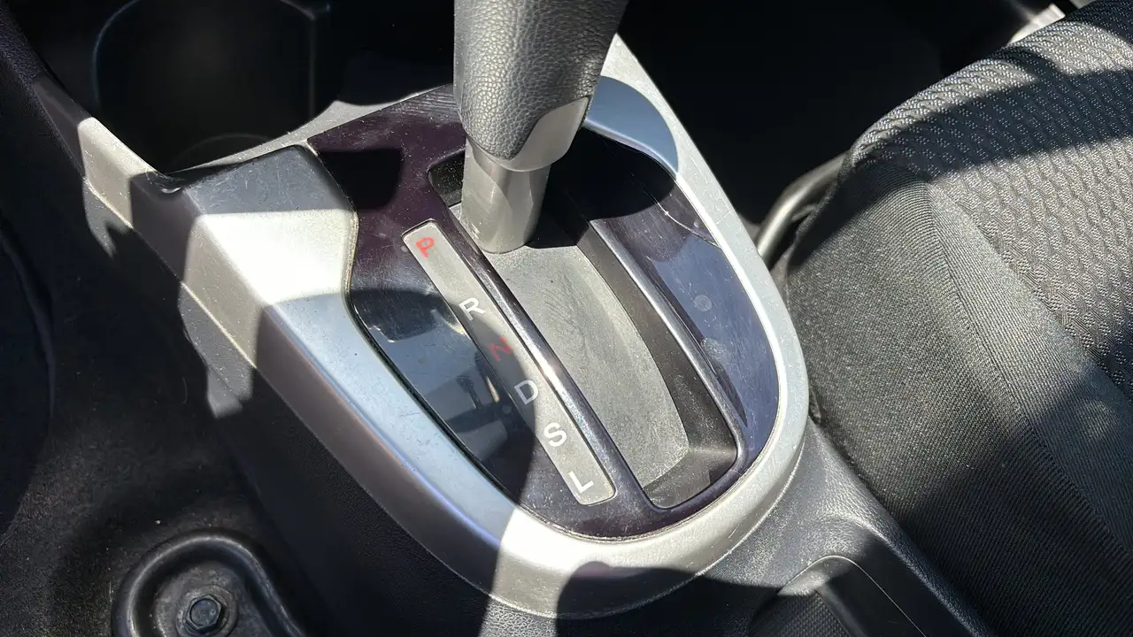 Honda Fit снимка Honda Fit