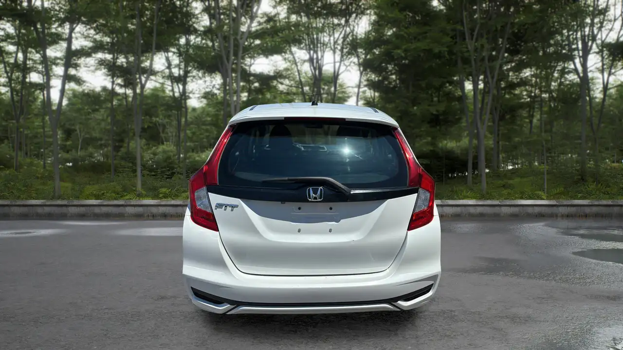 Honda Fit снимка Honda Fit
