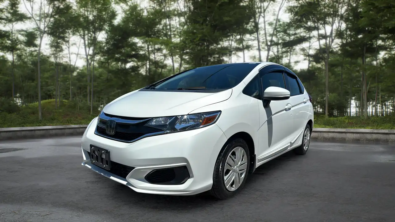 Honda Fit снимка Honda Fit