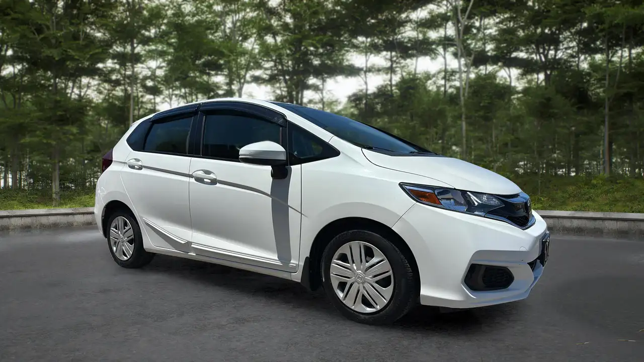 Honda Fit снимка Honda Fit