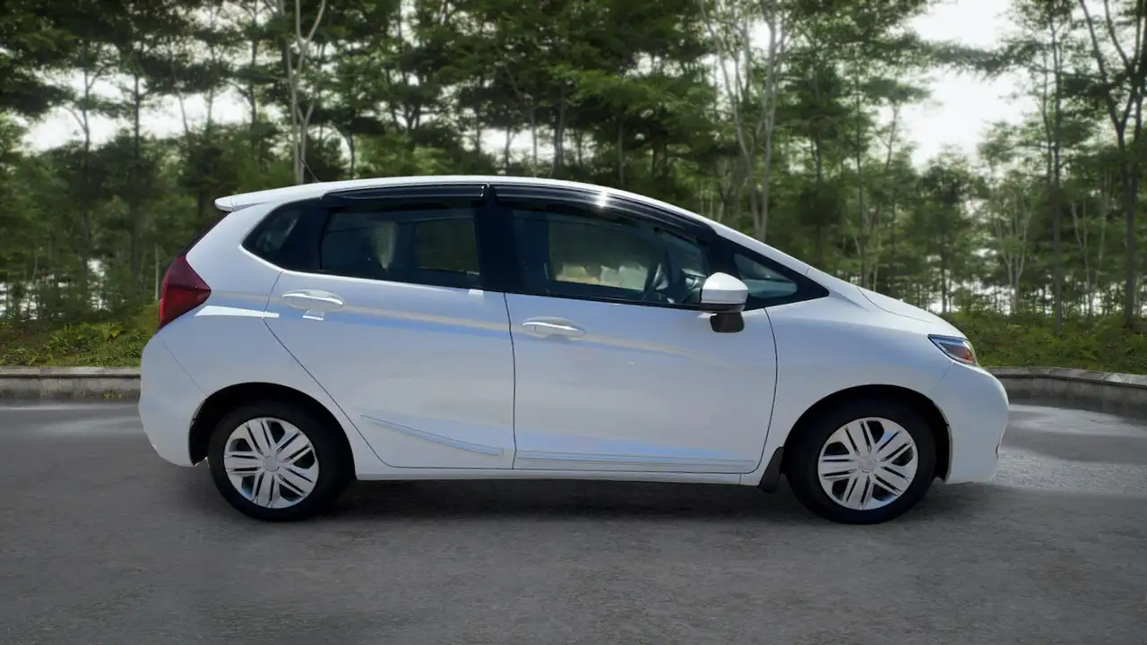 Honda Fit снимка Honda Fit