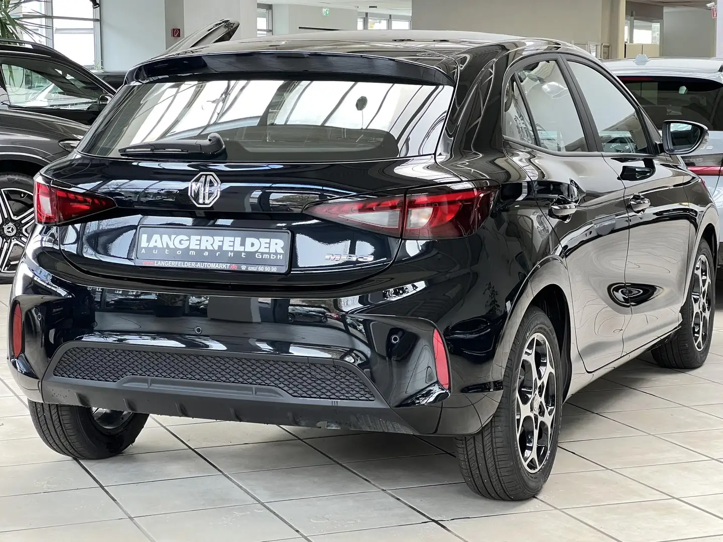 MG MG3 3 1,5 T Comfort*LED*NAVI*RFK*CARPLAY*LMF*SOFORT Noir - 2