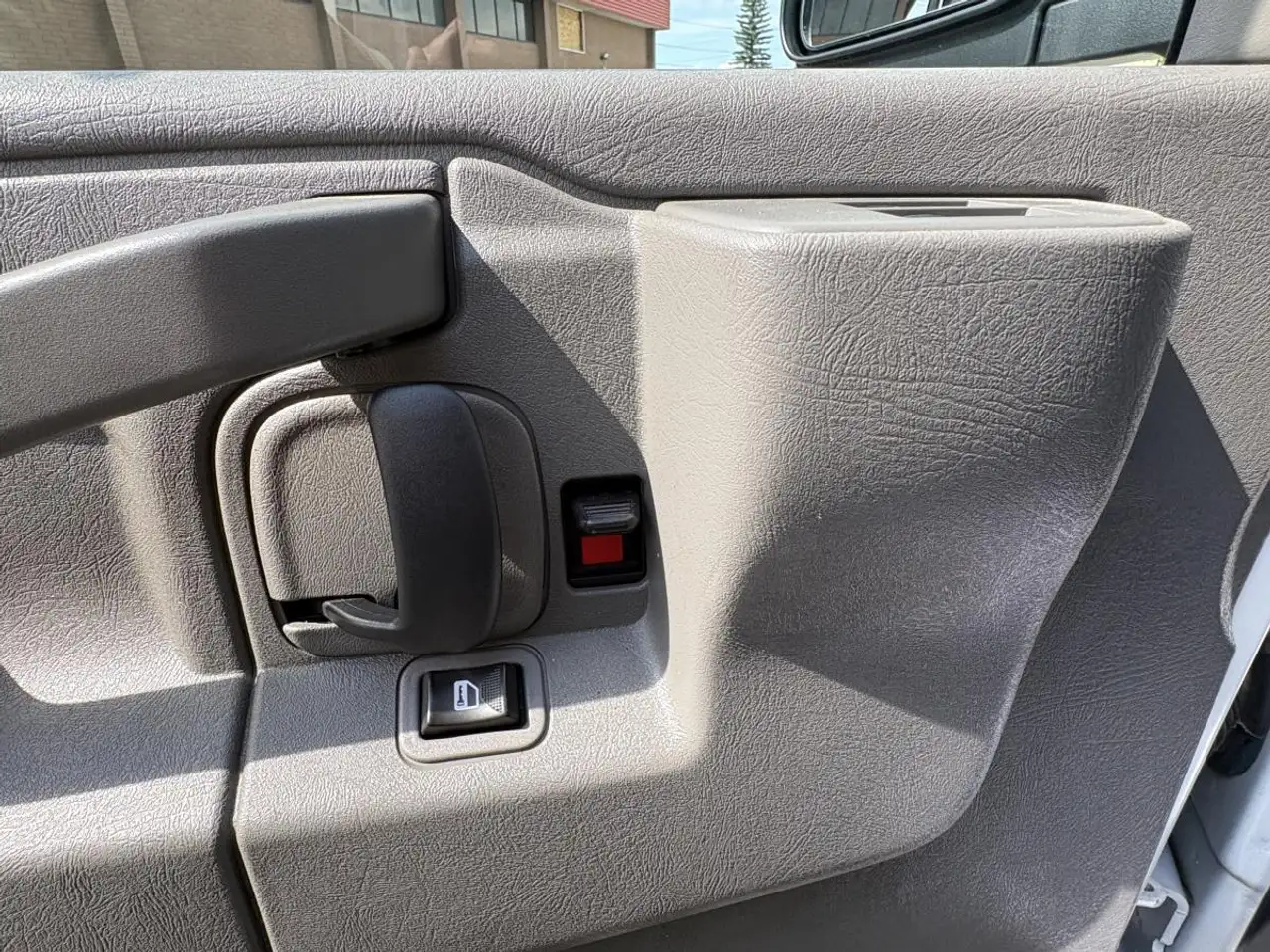 GMC Savana снимка GMC Savana