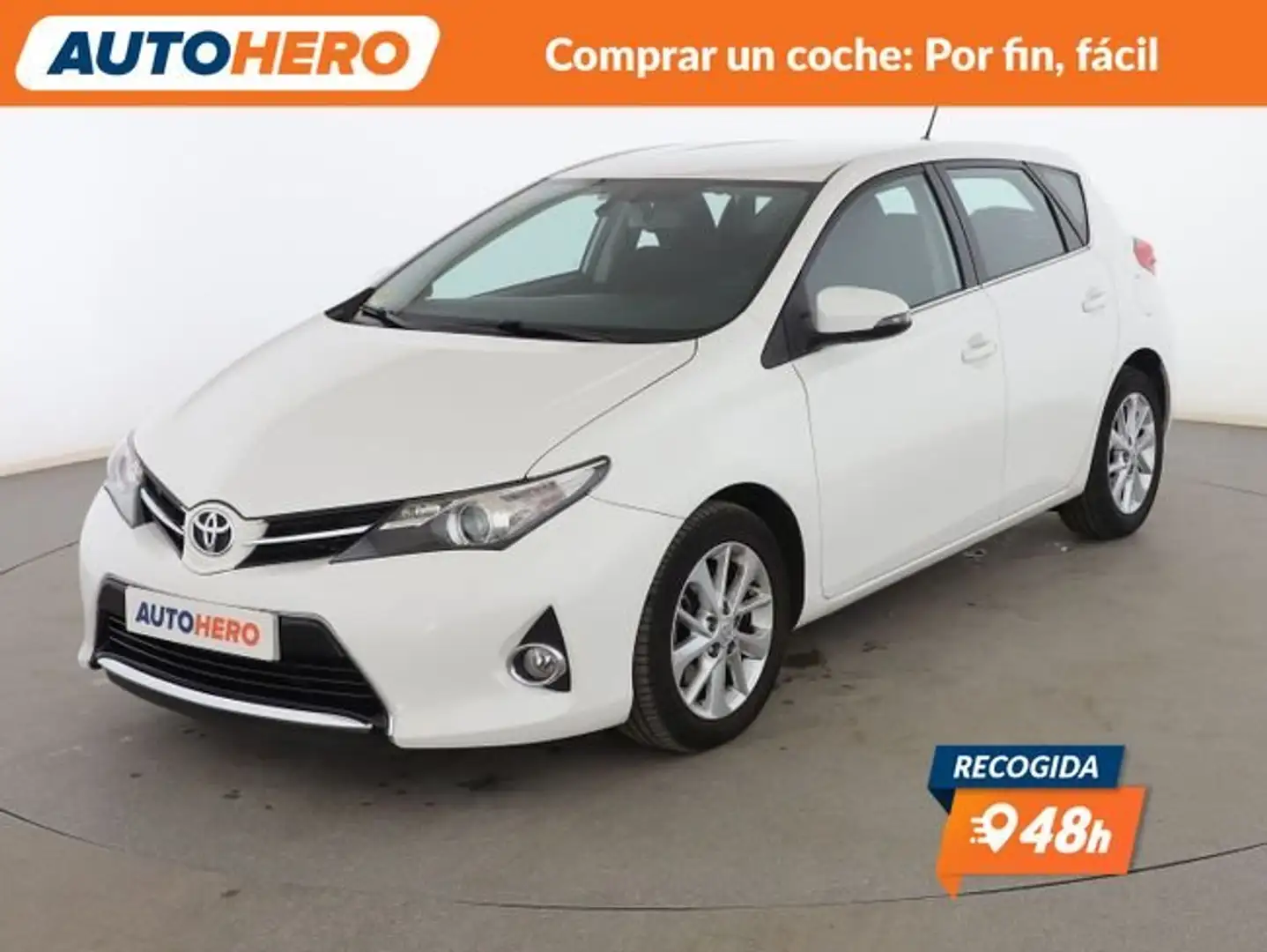 Toyota Auris 120D Active Белый - 1