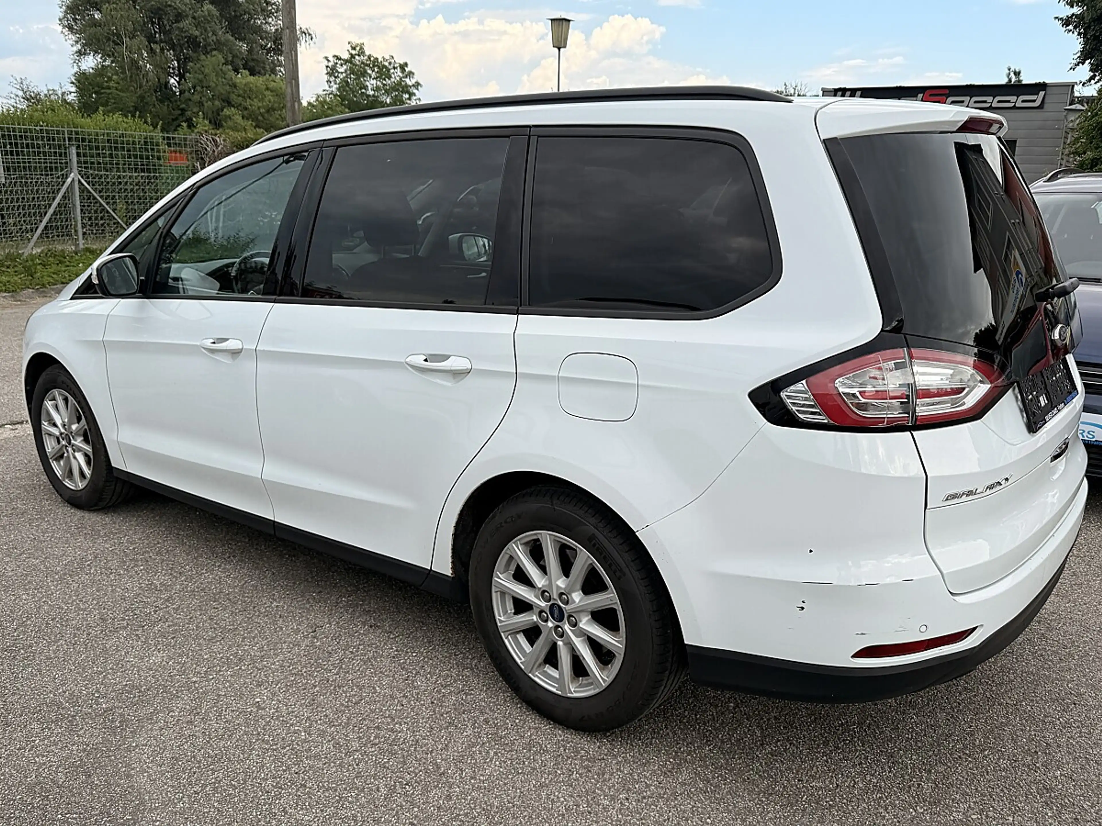 Ford Galaxy 2,0 TDCi Titanium Start/Stop — photo 4