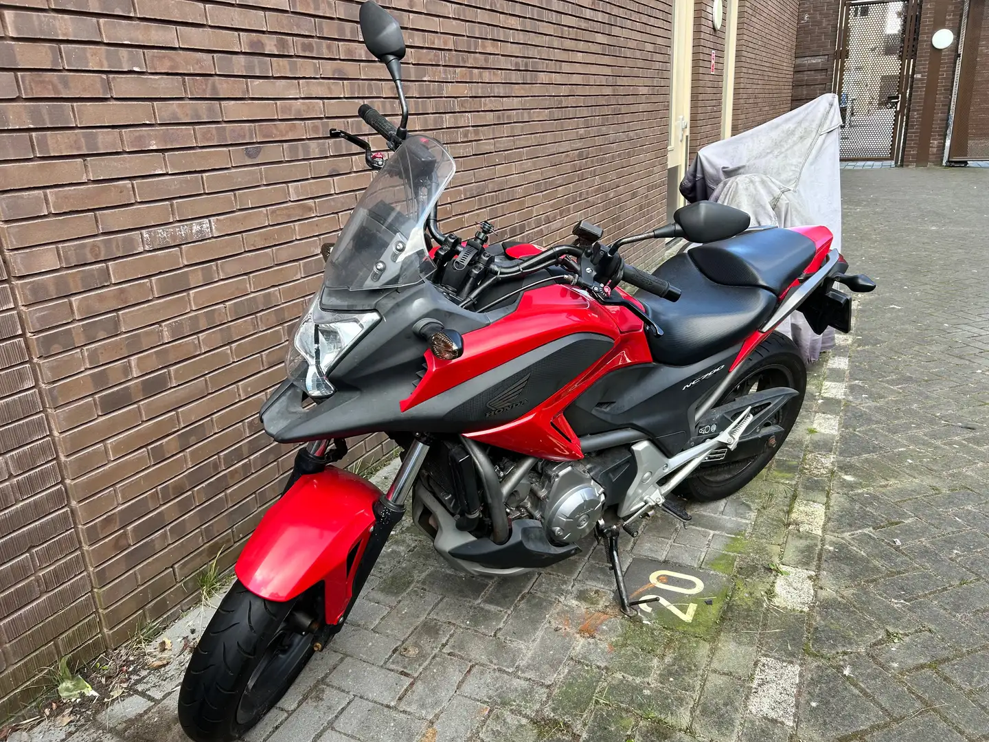 Honda NC 700 Rot - 2